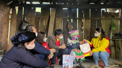 THỜI SỰ 21H30 ĐÊM 17/1/2023: Các địa phương chăm lo Tết cho người dân huyện đảo và vùng sâu vùng xa.