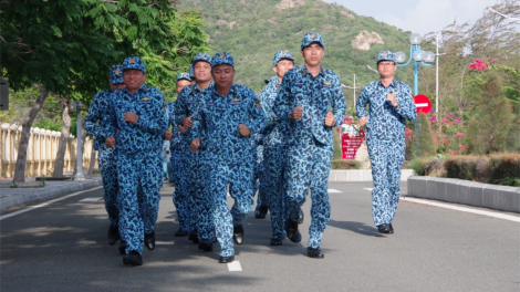 Những người lính tàu ngầm Trung đoàn 196 sẵn sàng "xông biển" đầu năm mới ( 30/01/2023)