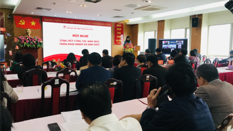 Năm 2023: triển khai các phương thức đưa sách lý luận chính trị đến đông đảo người đọc (12/1/2023)
