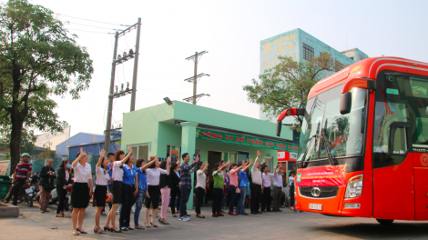 THỜI SỰ 18H CHIỀU 19/1/2023:  Những chuyến xe đưa công nhân về quê đón Tết vẫn tiếp tục lăn bánh  ngày cuối năm