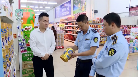 Tăng cường phối hợp để ngăn chặn buôn lậu, hàng giả, hàng kém chất lượng dịp cuối năm (26/10/2023)