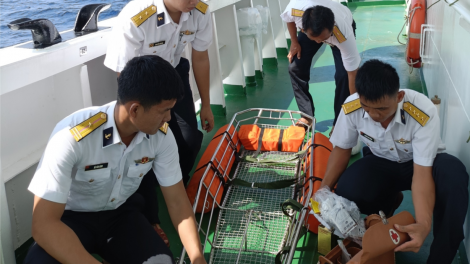 THỜI SỰ 21H30 ĐÊM 17/10/2023: Đêm nay, 4 tàu cứu nạn của Hải Quân sẽ tới vị trí tàu cá bị nạn để tìm cứu cứu nạn 13 ngư dân đang mất tích.