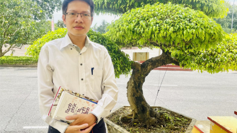 Thư viện sách Hồng Châu ở tỉnh Hưng Yên – tủ sách miễn phí cho học sinh, sinh viên và người lao động nghèo (26/10/2023)
