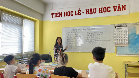 Gìn giữ bản sắc dân tộc qua hoạt động dạy và học tiếng Việt cho kiều bào (23/10/2023)