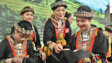 "Chỉ số Hạnh phúc” - Thước đo hoạt động cấp ủy Yên Bái (29/10/2023)<br> Bài 1: “Biến” khái niệm thành mô hình thực tiễn hiệu quả