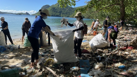 Khu Ramsar Côn Đảo bị xâm lấn bởi rác thải nhựa (20/06/2023)