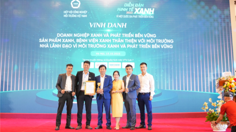 Intech Energy vinh dự nhận giải thưởng doanh nghiệp xanh và phát triển bền vững