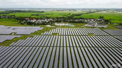 Singapore cấp phép nhập khẩu 1,2 GW điện carbon thấp từ Việt Nam (24/10/2023)
