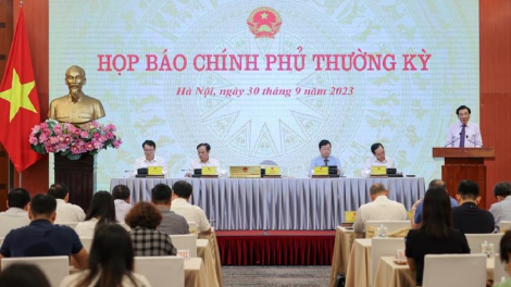 Họp báo Chính phủ tháng 9: Giải ngân đầu tư công 9 tháng đạt 51,38% (01/10/2023)