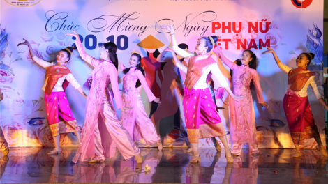 Sôi nổi hoạt động chào mừng Ngày phụ nữ Việt Nam 20/10 tại Lào (21/10/2023)