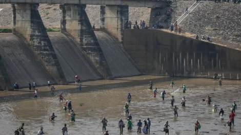 Indonesia đẩy mạnh giải pháp ứng phó El Nino( 17/10/2023)