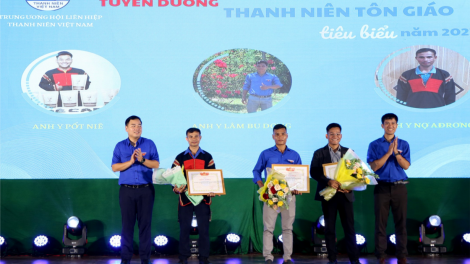 Ngày hội Tôi yêu tổ quốc tôi và Tư vấn khởi nghiệp cho thanh niên dân tộc thiểu số Đắk Lắk (7/10/2023)