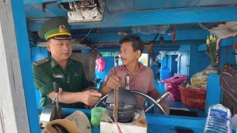 Quảng Ngãi chống khai thác thủy sản bất hợp pháp (16/10/2023)