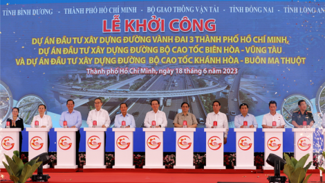 Loạt bài:Bồi thường, giải phóng mặt bằng, nhìn từ thực tiễn ở TP.HCM 
Bài 1: “Gỡ giá bồi thường, thực hiện cách làm mới” (31/10/2023)