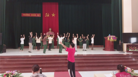 Những thầy giáo mang quân phục xanh (14/11/2023)