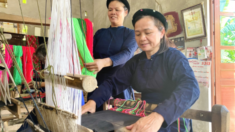 Làng nghề dệt thổ cẩm Luống Nọi - điểm di sản văn hóa phía Bắc Cao Bằng (29/11/2023)