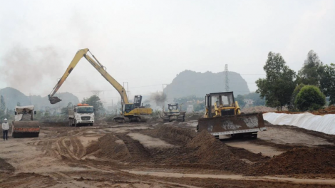 THỜI SỰ 21H30 ĐÊM 26/11/2023: Chưa xác định nguồn cung hơn 2 triệu m3 cát, phục vụ thi công cao tốc Bắc - Nam qua Đồng bằng sông Cửu Long.