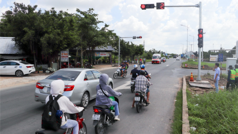 Cần Thơ: Hiệu quả từ đèn tín hiệu giao thông ở tỉnh lộ 922 (15/11/2023)