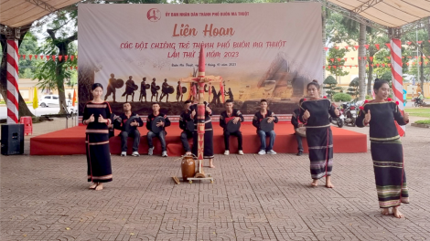 “Quả ngọt” từ những lớp truyền dạy văn hóa cồng chiêng tại Đắk Lắk (8/11/2023)
