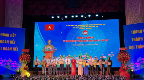TP.Hồ Chí Minh 20 năm bắc nhịp cầu đoàn kết (18/11/2023)