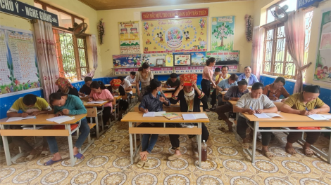 Hiệu quả lớp học xóa mù chữ tại Lạng Sơn (25/11/2023)