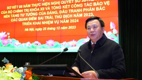Kết hợp hài hòa giữa kiên định bảo vệ với kiên quyết, kiên trì đấu tranh (25/12/2023)