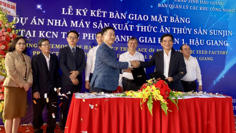 Hậu Giang: Xây dựng nhà máy sản xuất thức ăn thủy sản có công suất 126.000 tấn/năm (21/12/2023)