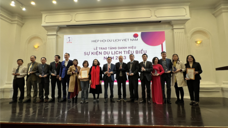 Cần kiện toàn các điều kiện cần và đủ để phục hồi hoàn toàn ngành du lịch trong năm 2024 (23/12/2023)