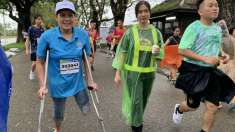 Thừa Thiên Huế: Hơn 5.000 người tham gia chương trình"Mỗi bước chạy-Nối yêu thương" (03/12/2023)