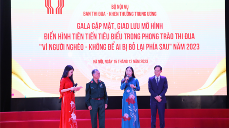 Giao lưu điển hình tiêu biểu trong phong trào thi đua “Vì người nghèo- Không để ai bị bỏ lại phía sau” (15/12/2023)