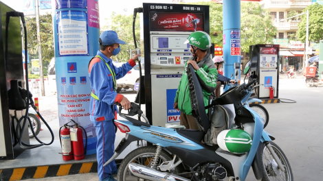 THỜI SỰ 18H CHIỀU 01/2/2023: Bộ Công Thương đề xuất sửa đổi thời gian điều hành giá xăng dầu từ 10 ngày xuống 7 ngày