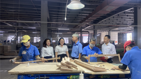 Từ làm thuê trở thành ông chủ doanh nghiệp gỗ hàng trăm tỷ (10/2/2023)