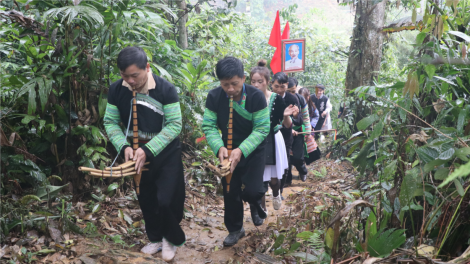 Cách giữ rừng của người Mông Nà Hẩu, huyện Văn Yên, Yên Bái (21/2/2023)