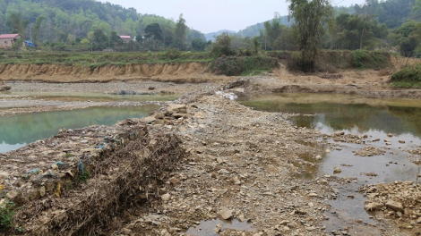 Thủy điện ngăn dòng, hàng trăm hộ dân “ngóng” nước sản xuất vụ xuân (10/03/2023)