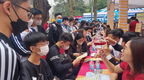 Tuyển sinh Đại học 2023: Thí sinh chỉ cần đăng nguyện vọng theo ngành (24/03/2023)