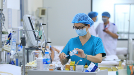 Gỡ khó về thuốc, thiết bị, vật tư y tế - Cần hành lang pháp lý đầy đủ  (12/03/2023)