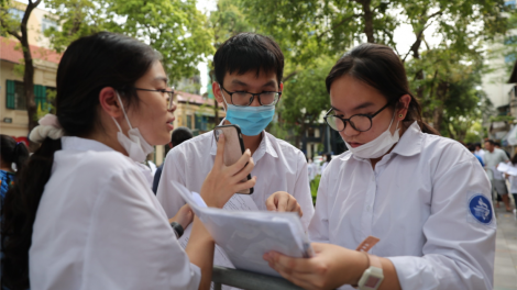 Dự thảo thi tốt nghiệp THPT từ năm 2025: Chưa trao quyền ra đề thi tốt nghiệp cho các địa phương (30/3/2023)