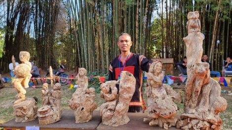 Hình tượng đời sống Tây Nguyên trong tác phẩm tại Hội thi chế tác sản phẩm mỹ nghệ (12/3/2023)