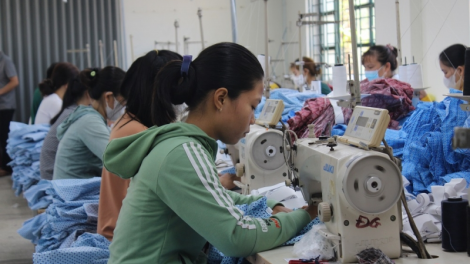 Ninh Thuận đào tạo nghề và tạo việc làm cho lao động nông thôn (16/4/2023)