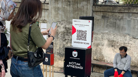 Số hóa tại Indonesia: Người hát rong ven đường cũng sử dụng mã QR để nhận tiền tip (12/4/2023)