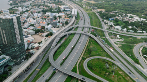 Cần khai phóng sức phát triển của TP.HCM (27/4/2023)
