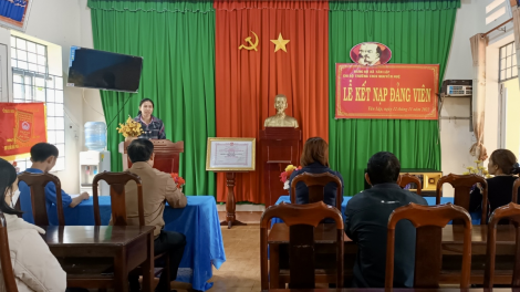 Đắc Lắc: Nỗ lực trong phát triển đảng viên ở thôn, buôn (23/5/2023)