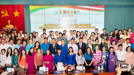 Sinh viên Lào, Campuchia với mái ấm gia đình Việt (29/5/2023)