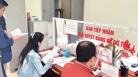 Hà Nội: Gỡ khó khi bỏ xác nhận cư trú trong tuyển sinh đầu cấp (16/5/2023)