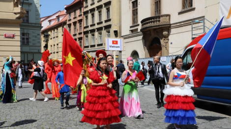 Rực rỡ sắc màu Việt tại Festival các dân tộc thiểu số Cộng hòa Séc (28/5/2023)
