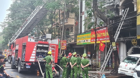Ai chịu trách nhiệm trong vụ cháy khiến 3 người tử vong ở Hải Phòng? (19/5/2023)