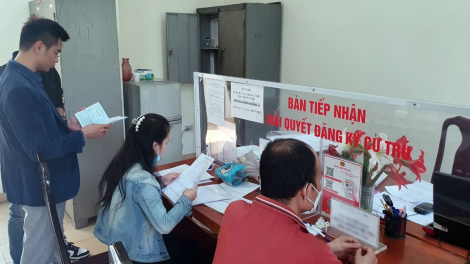 Hà Nội: Gỡ khó khi bỏ xác nhận cư trú trong tuyển sinh đầu cấp (19/05/2023)