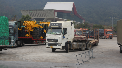 Lạng Sơn: Nhộn nhịp hoạt động XNK, XNC dịp nghỉ lễ (02/5/2023)
