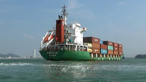 THỜI SỰ 12H TRƯA 23/5/2023: 90% hàng xuất khẩu của Việt Nam phụ thuộc vào vận tải quốc tế đang đặt ra vấn đề cần xây dựng đội tàu biển quốc gia
