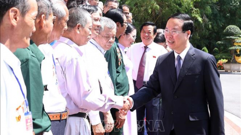 THỜI SỰ 12H TRƯA 30/5/2023: Chủ tịch nước Võ Văn Thưởng tiếp đoàn đại biểu người có công tỉnh Vĩnh Long.